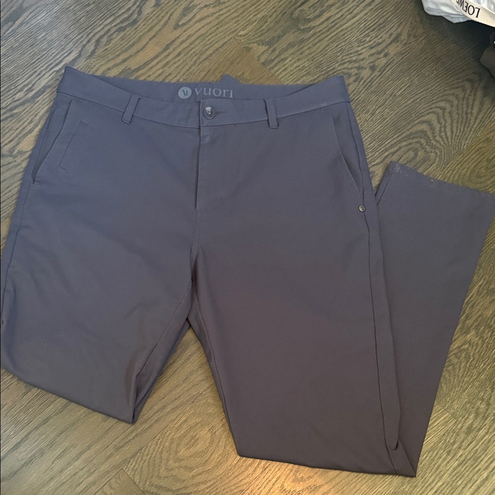 Vuori Men’s Dark Navy Performance Pants
